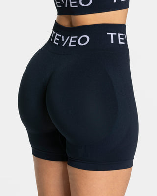 Signature Covert Scrunch Short "Midnight"