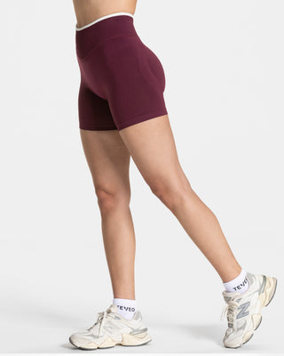 Ignite Sculpt Scrunch Short "Pflaume"