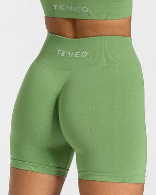 Zeitlose Scrunch Short „Olive“
